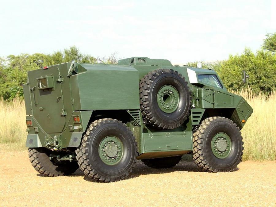  BAE RG35 4x4 2009 года  (фото 13 из 17)
